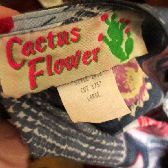 Large Vintage Cactus Flower Sleeveless Button-Up Blouse Patchwork & Floral Print - Picture 5 of 5